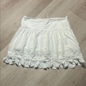 Vintage Old Navy White Crochet Hem Mini Skirt